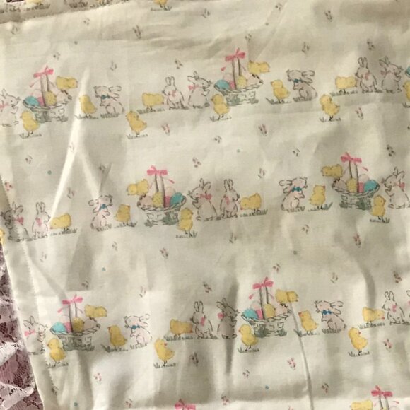 Full Sized Bunnies and chicks Apron - Picture 3 of 4